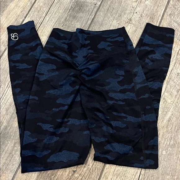 Bombshell sportswear leggings - Picture 2 of 4